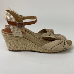 Lucky Brand Espadrilles wedge sandal tan bow Sz 8.